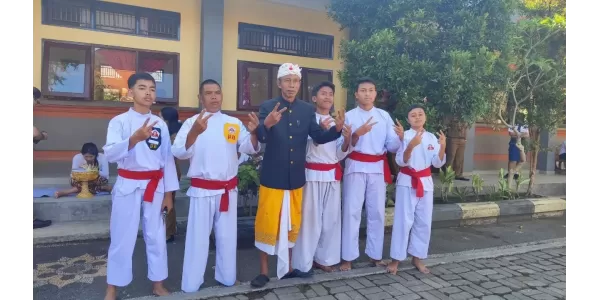PENCAK SILAT 